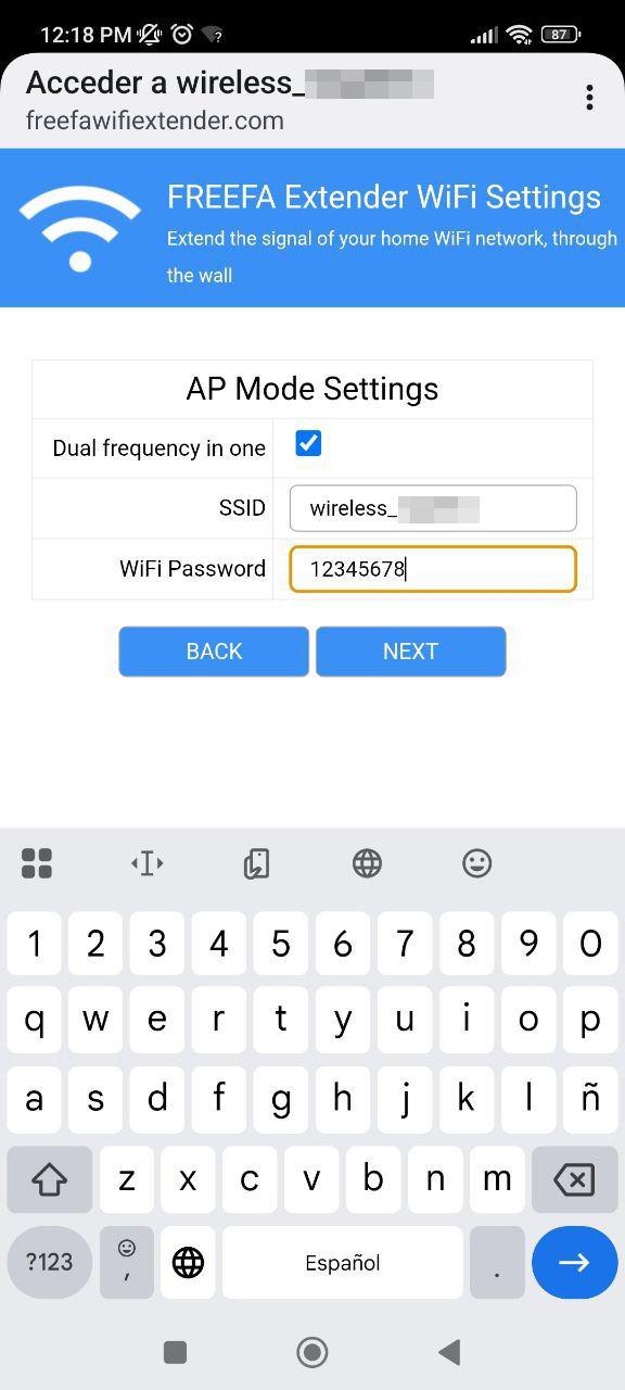 Página de configuración del repetidor AC1200M. está marcada la opción de frecuencia doble. Se muestra un campo para indicar el SSID y otro para la contraseña junto a un botón que dice Next