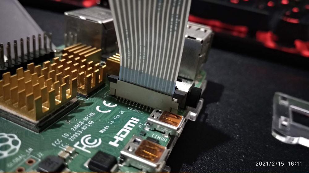 Cámara colocada en Raspberry Pi 4