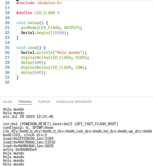Captura de pantalla de VSCode con el código para hacer un Hola mundo en la ESP32-CAM usando PlatformIO y C++